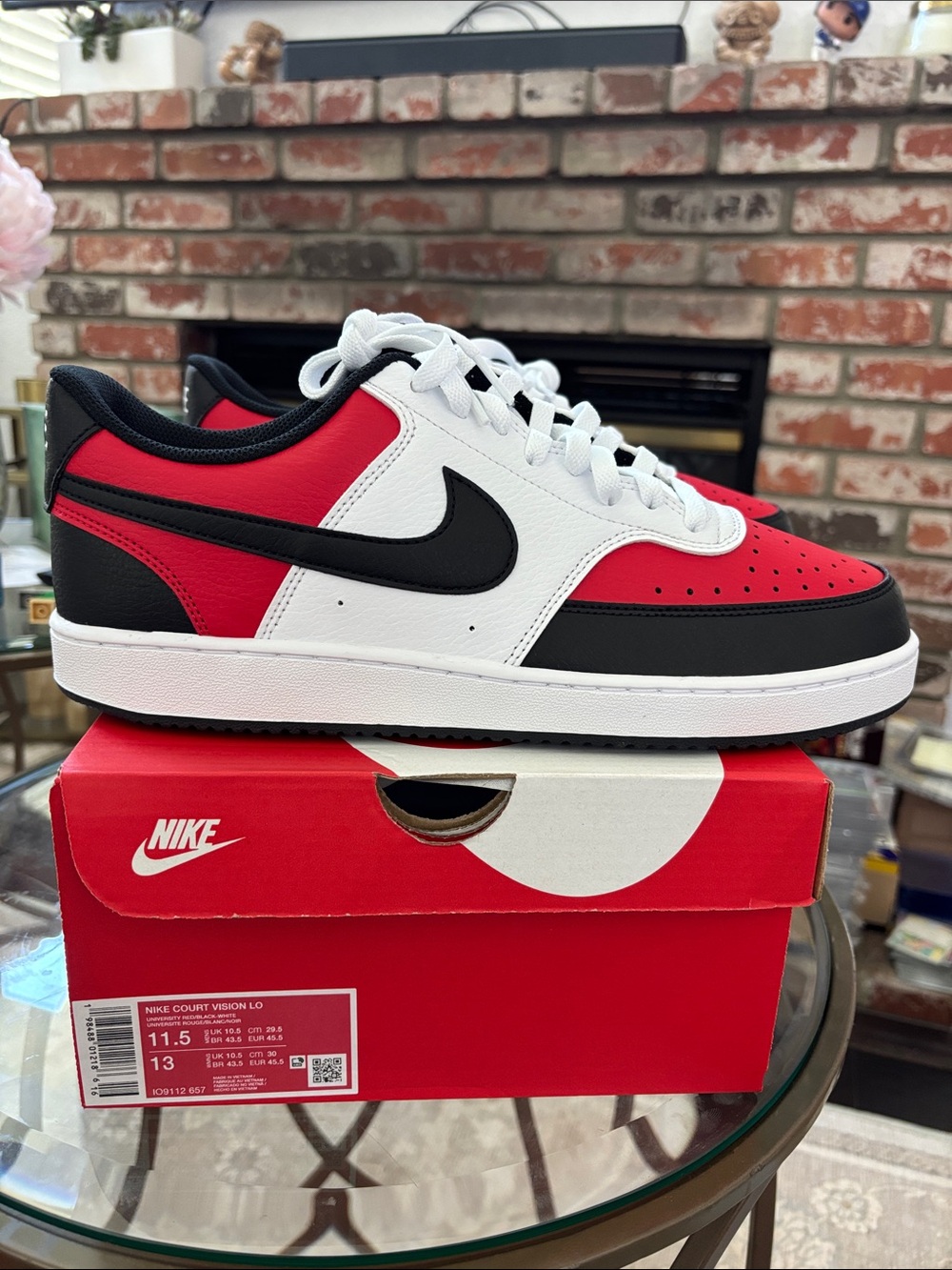 Men’s Size 11.5 Nike Court Vision Low Sneakers Red Black White IO9112-657